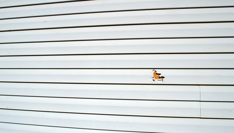 Crack Repair in Vinyl Siding